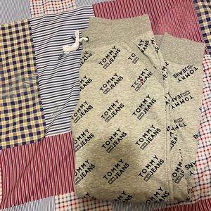 Tommy Hilfiger joggers